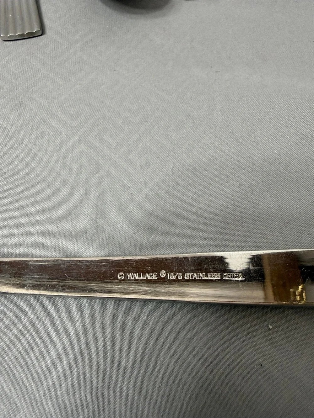 Wallace Flatware Manhattan Pattern Stainless 18/8 Service for Four 20 Piece Vtg